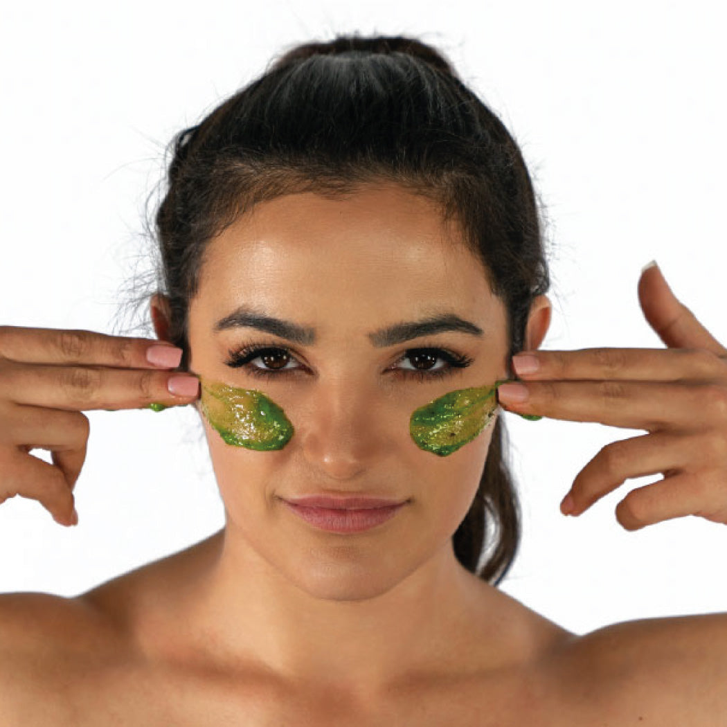 Detoxifying exfoliating face mask